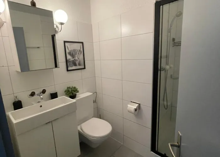 4P Apartment