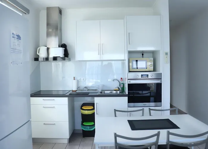 Faial Marina Apartments 2