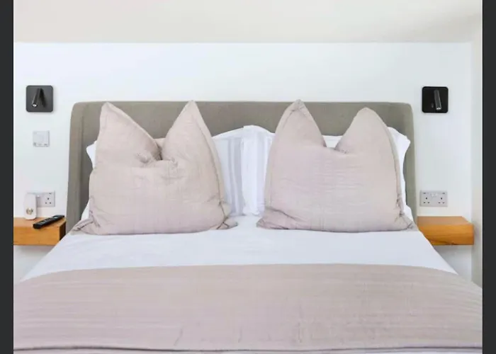 Uno St Ives - Boutique Luxury Accommodation