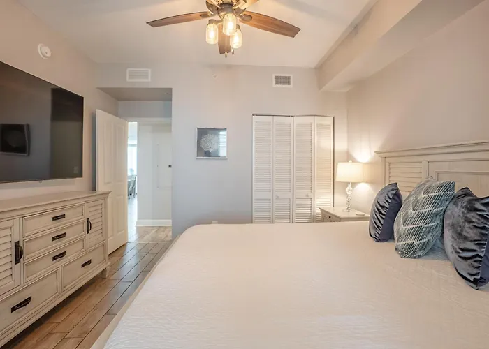 Totally Beach'N At 1605 Aqua
