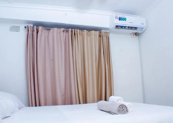 Sharon'S Roma Guesthouse In The Heart Of Lusaka