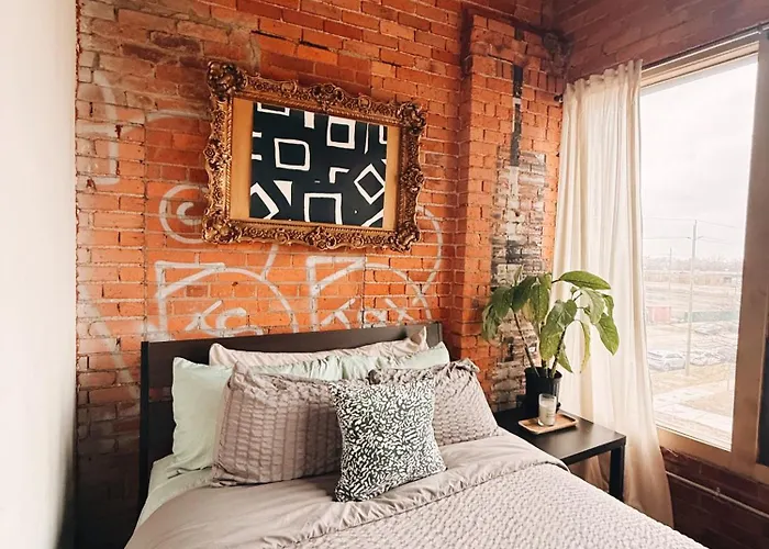 420 Friendly Skyline View Downtown Loft Free Parking