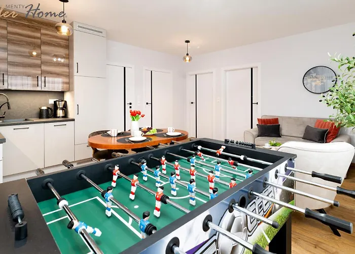 Wonder Home Hillside: Ski-Side Chalets with Playground and Outdoor Gym