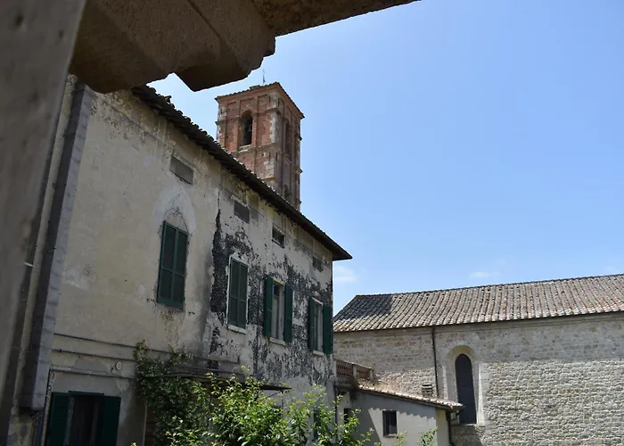 Claves Claustri - Camere In Appartamento Storico