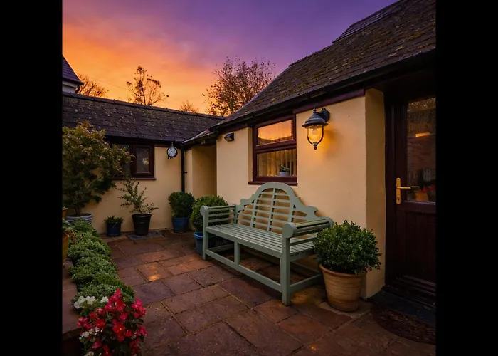 Y Bwythyn - Lovely Cottage In Village Of Spittal