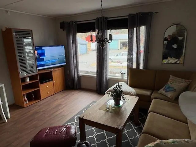 Cozy Apartment Near City Center And Nature