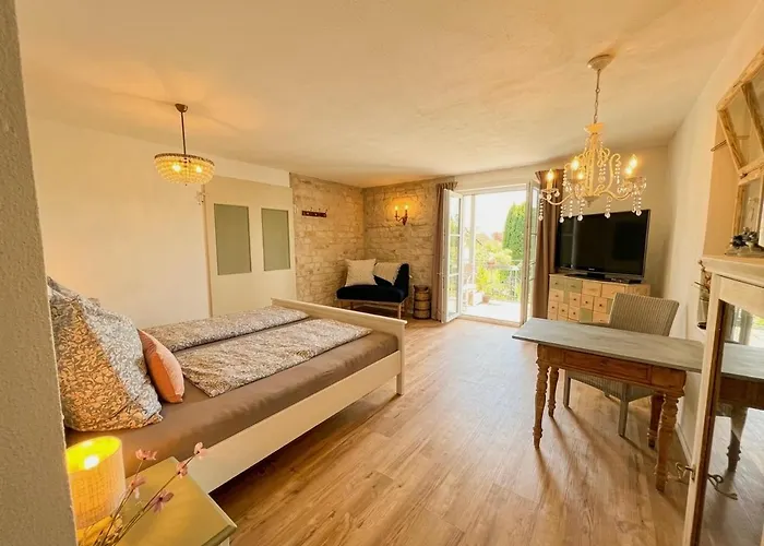 Besonderes Apartment Im Gruenen Nahe Ravensburg I Sonniger Balkon & Parkplatz