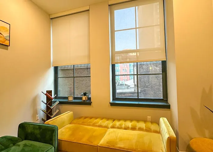 Your Downtown Oasis, Pool Gym In Building Steps From Dining And Top Sights