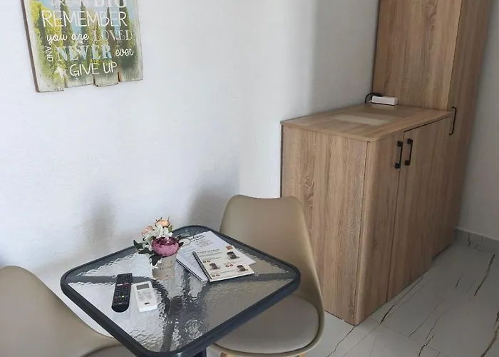 Rooms Kirovi - Star Dojran
