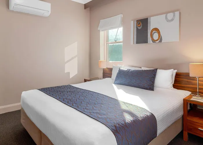 Hotels With Four Stars Quality Dickson