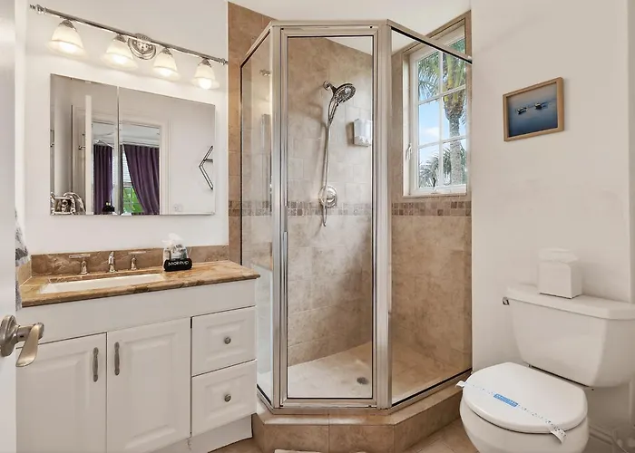 Orchid Suites - Historic Palm Beach Hotel Condominium