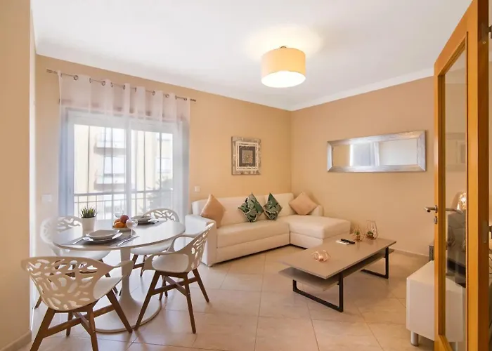 Almancil Park Apartment