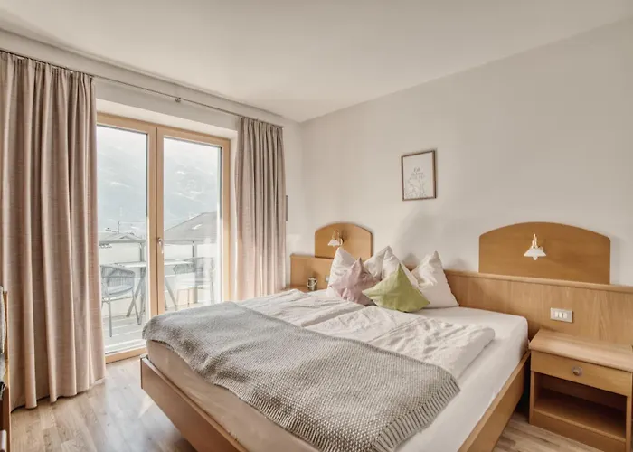 Byrosi Apartments