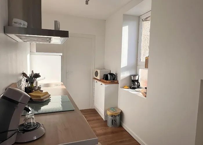 Chez Jeannette, Appartement Entre Centre Et Plages