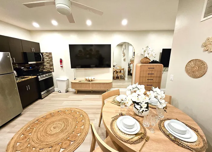 The Pearl Beachside Apartments On Hollywood Beach