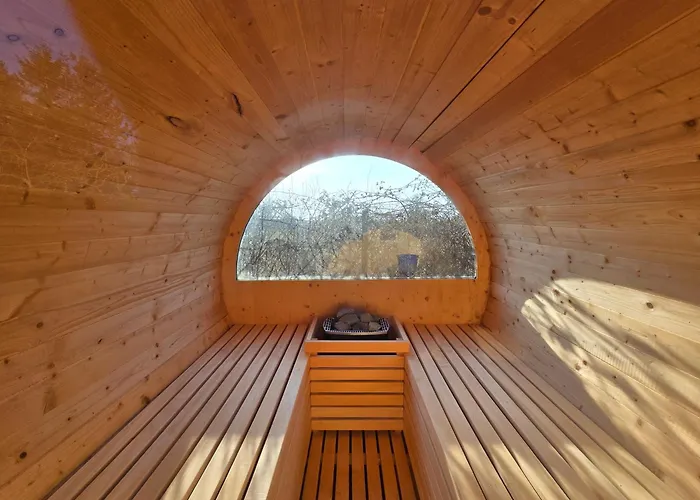 Fewo Schwalbe Mit Sauna In Hafennaehe