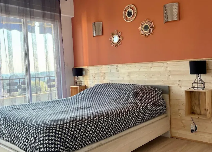 Vence T3 Vue Mer Grande Terrasse