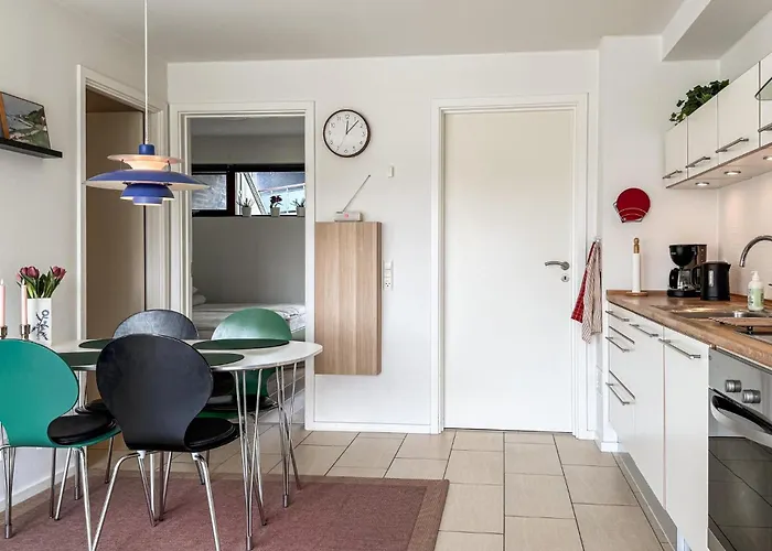 2 Bedroom Gorgeous Apartment In Bogense