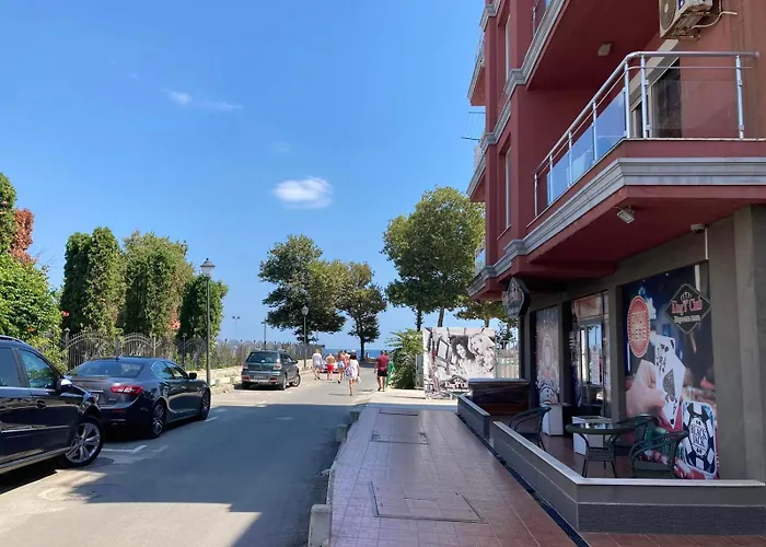 Sozopol Seaside Residence With Free Parking
