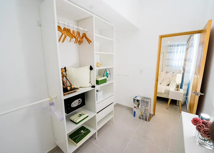 Stunning Suite - 1 Bedroom Apartment With Rooftop Jacuzzi And Stunning View - 2 Guests