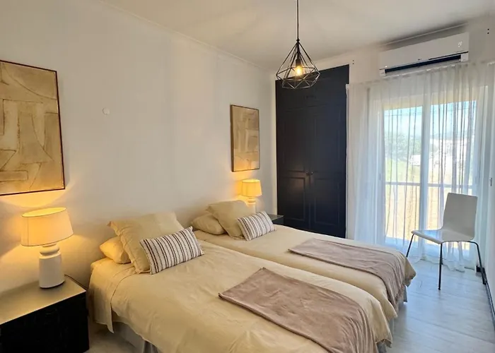 Mhouse Lease Cascais Spacious 3 Bedroom Family Next Center
