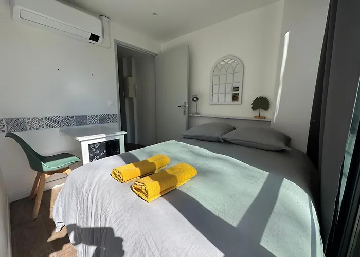 L'Amandier - Joli appartement T3 neuf centre ville à 2 pas de la Rotonde Mirabeau et des Allées Provençales
