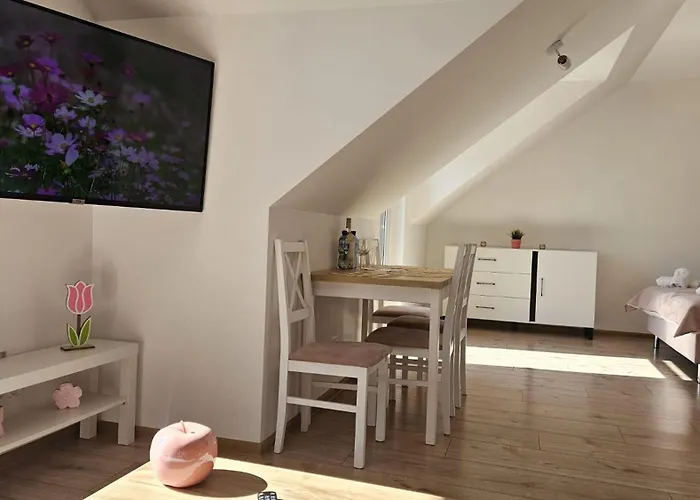 Kolorowe Cieplice - Apartamenty Z Widokiem Na Karkonosze