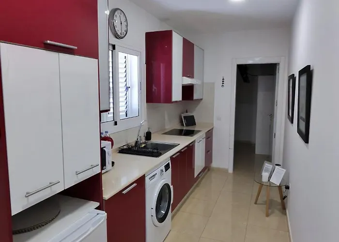 Moderno y centrico ideal para parejas Silver House 96