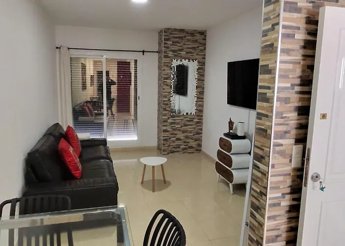 Moderno y centrico ideal para parejas Silver House 96