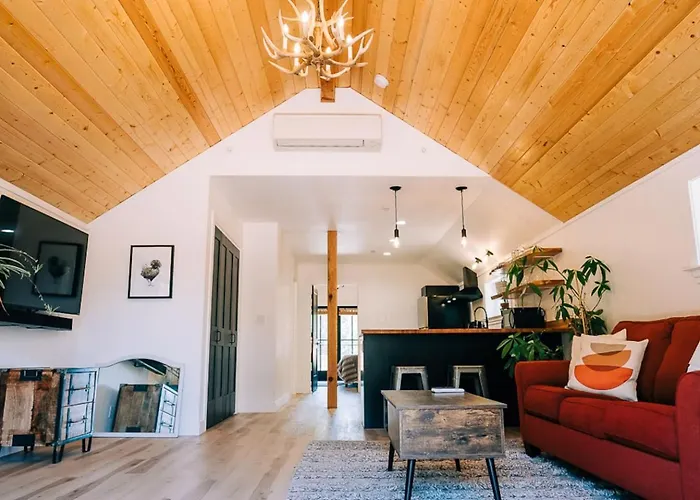 Sierra Cider'S Yosemite Orchard Barn Loft