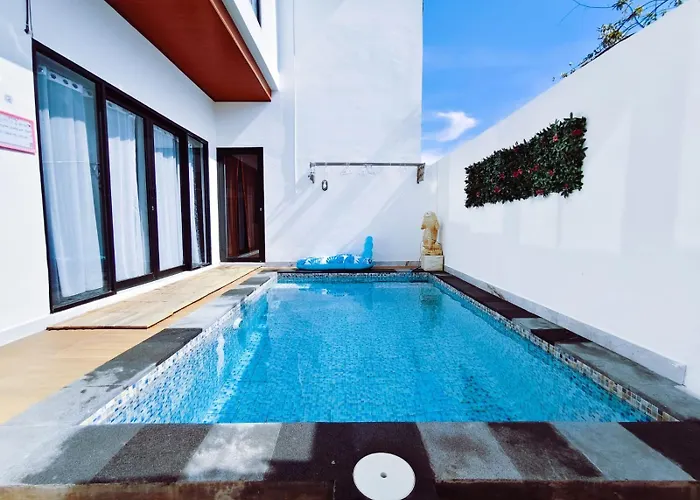 Joy Pool House
