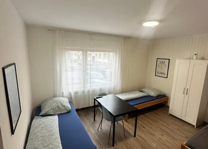 Zwei Zimmer Unterkunft - Apartments Und Monteurzimmer BW - Kueche, Bad Und Garten