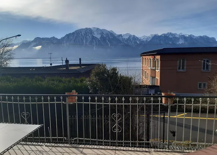Appartamento Fronte Lago Panoramico