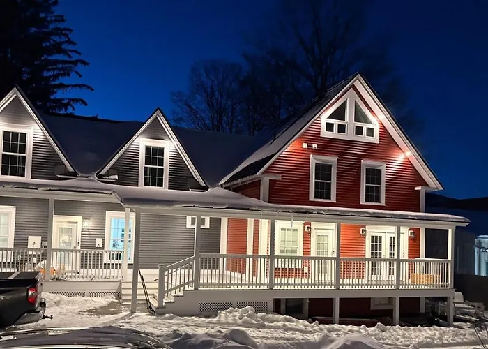 The Treehouse At 11 Gables Ludlow - Hot Tub, Dining, Shopping & Okemo Shuttle
