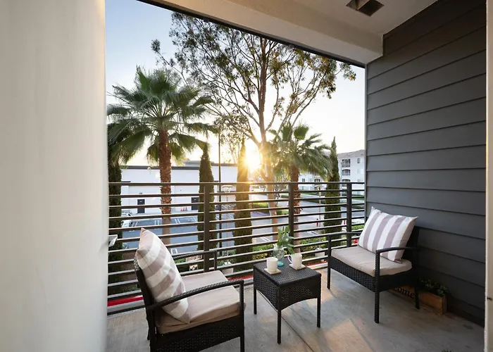 Villa Valencia - Free Disney Gift Card!