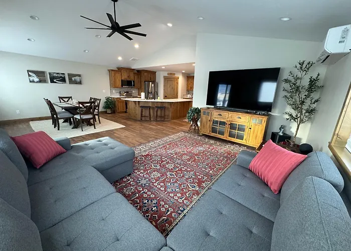 1Br Teton View Getaway With Hot Tub Near Skiing And Teton & Yellowstone National Park