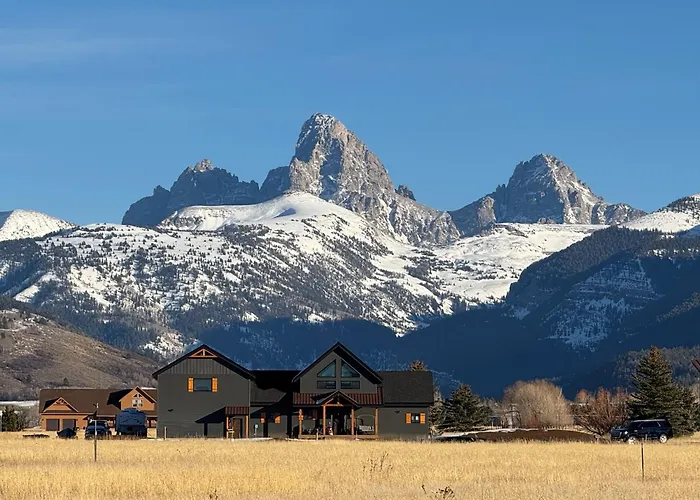 1Br Teton View Getaway With Hot Tub Near Skiing And Teton & Yellowstone National Park