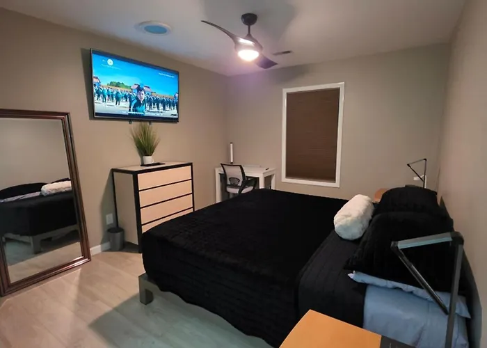 Modern Retro 2Br Condo