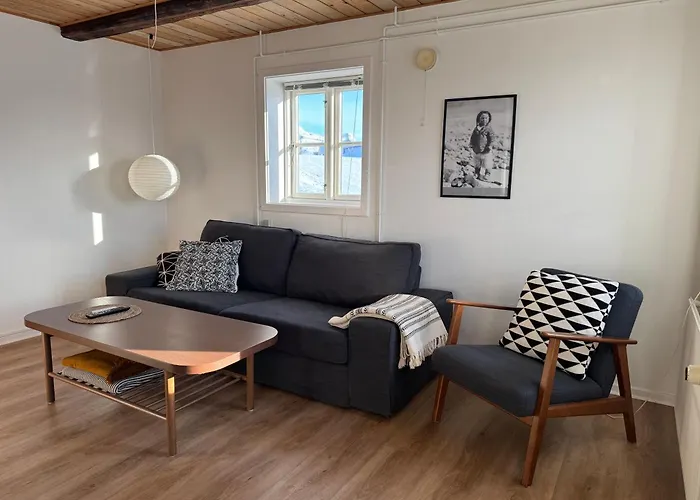 Nivik Apartment