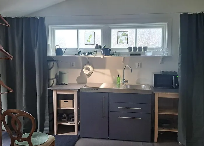 Cute Gardenhouse Close To Stockholm City
