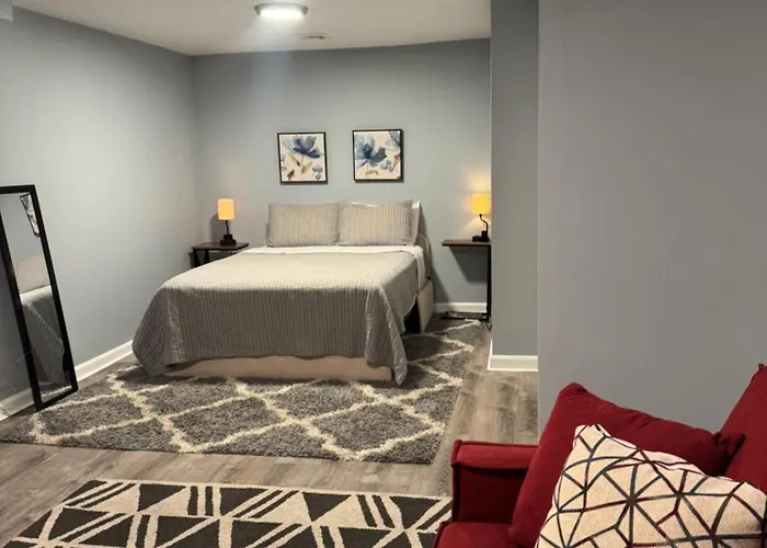 Apartment Near Boston And Salem