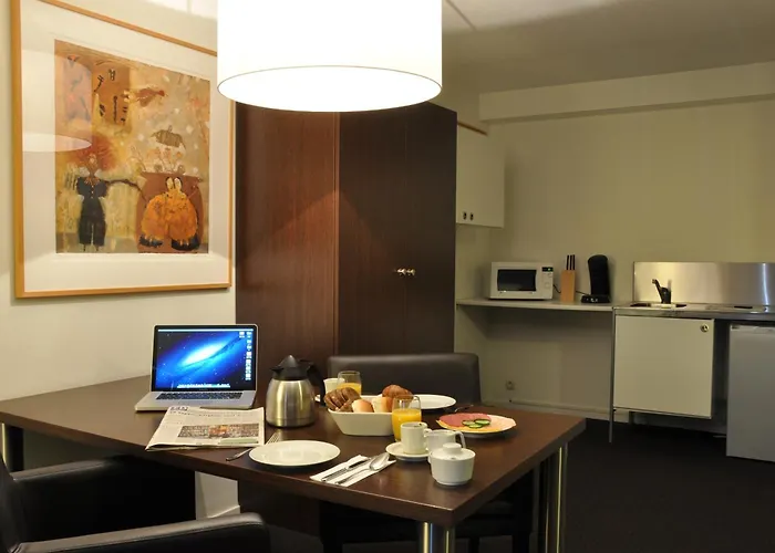 City Center Apartments - Short & Long Stay Deals, Eindhoven