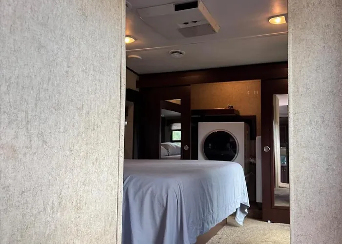 Snuggle Escape Rvcamper
