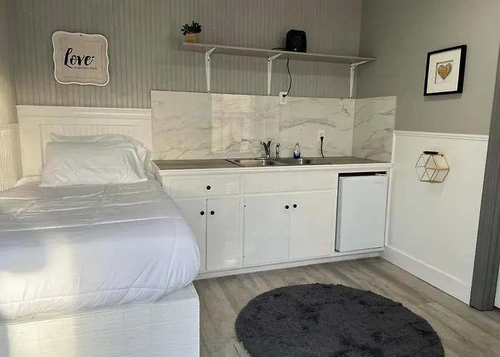 Canyons Tiny Apartment Little Rock Pets Welcome