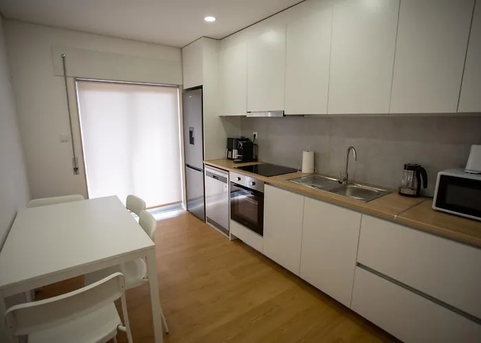 Matriz Inn IV - Apartamento T3 No Centro De Fafe