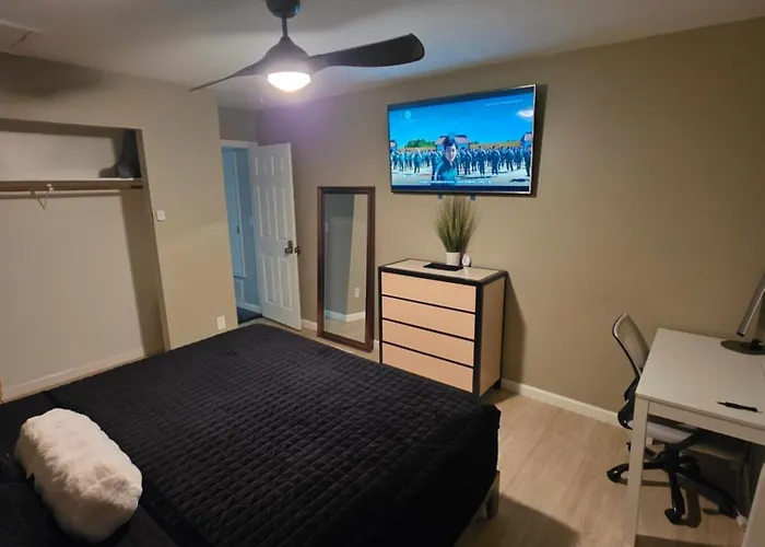 Modern Retro 2Br Condo