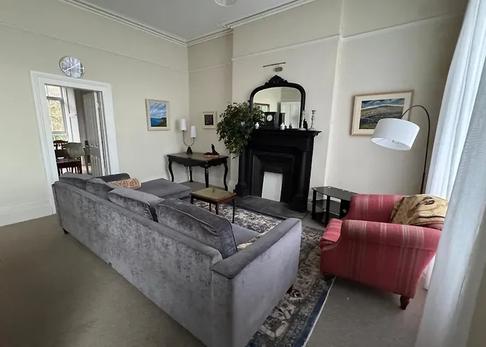 Anns Sea View Suite