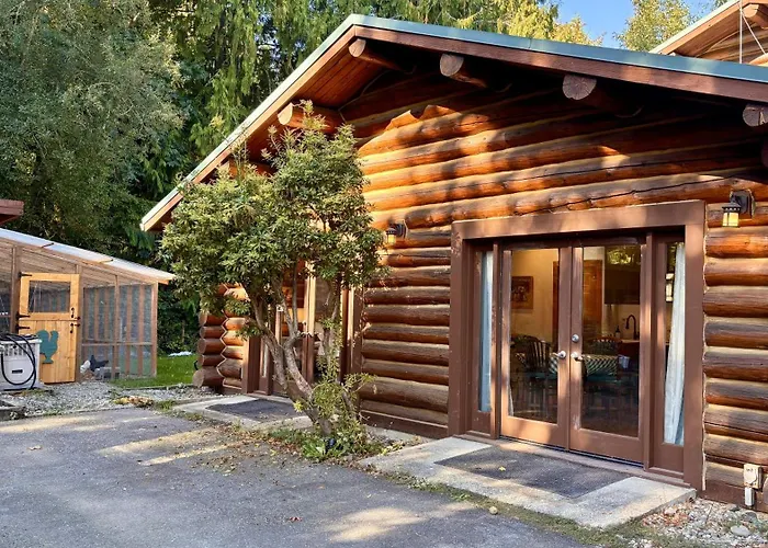 Farmstay In The Woods At Cedrus Farms