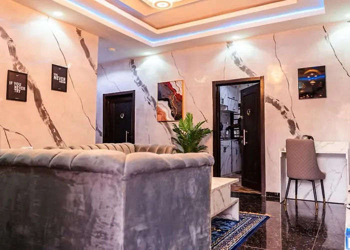 El Elyon Service Apartment