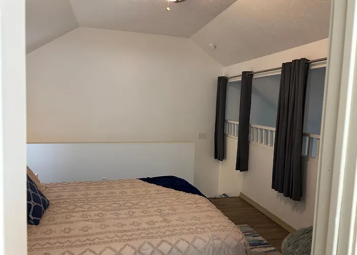 Branson Lakeside Getaway